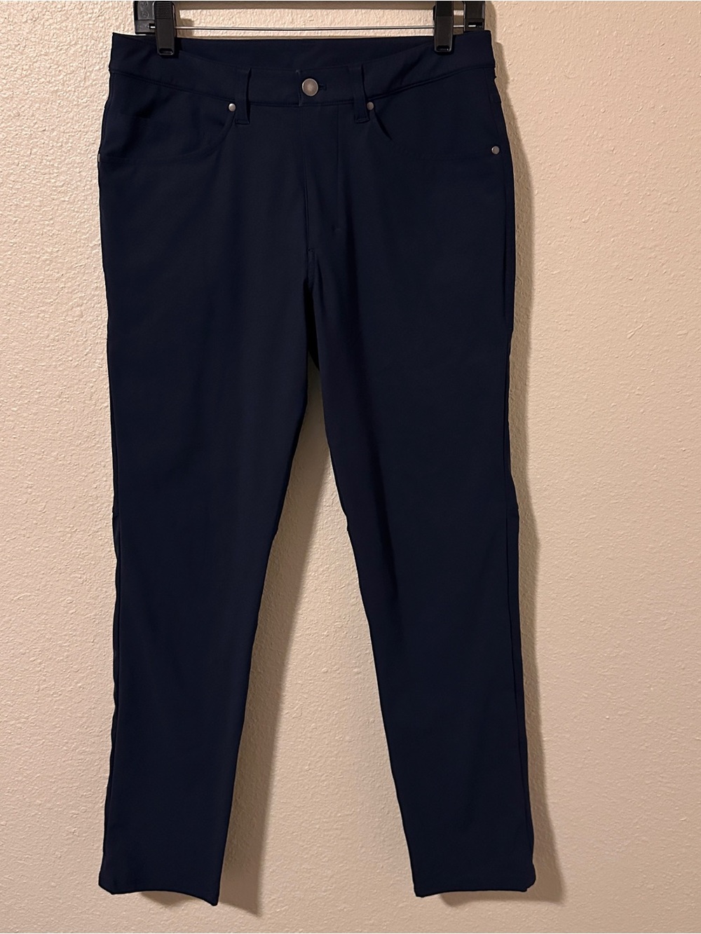 Lululemon ABC warpstreme pants dark blue men’s size 30, 30” inseam